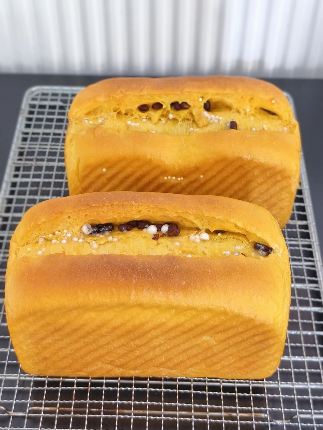 超级软~特浓奶香南瓜吐司