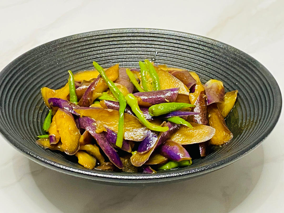 这么炒的青椒炒茄子，饭可以多吃两碗