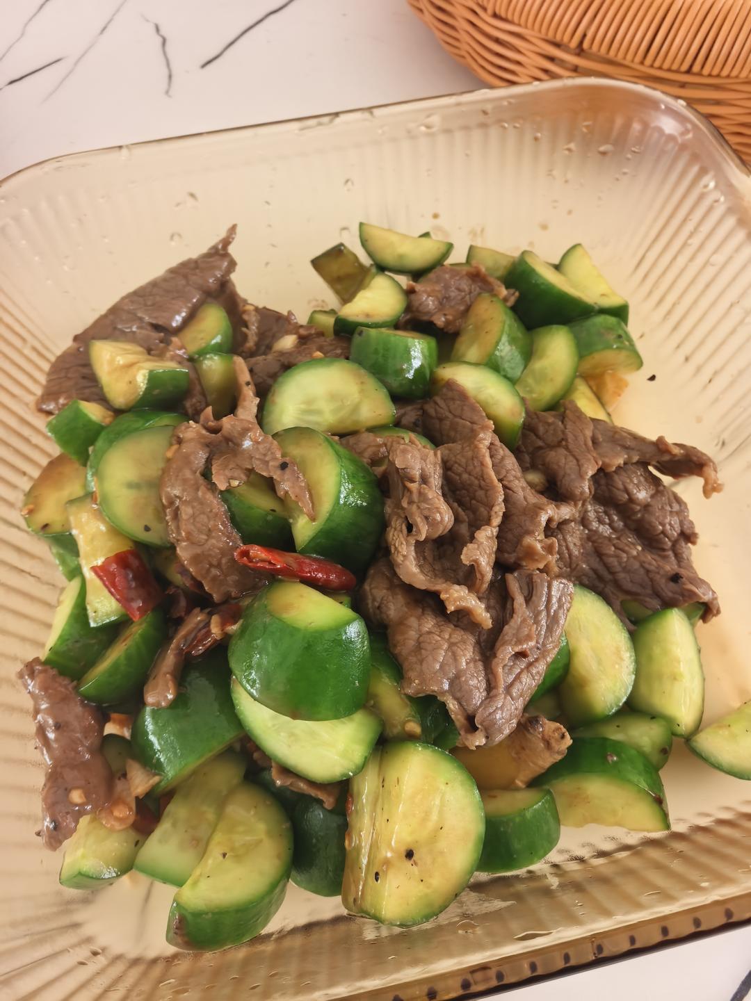 黄瓜炒牛肉