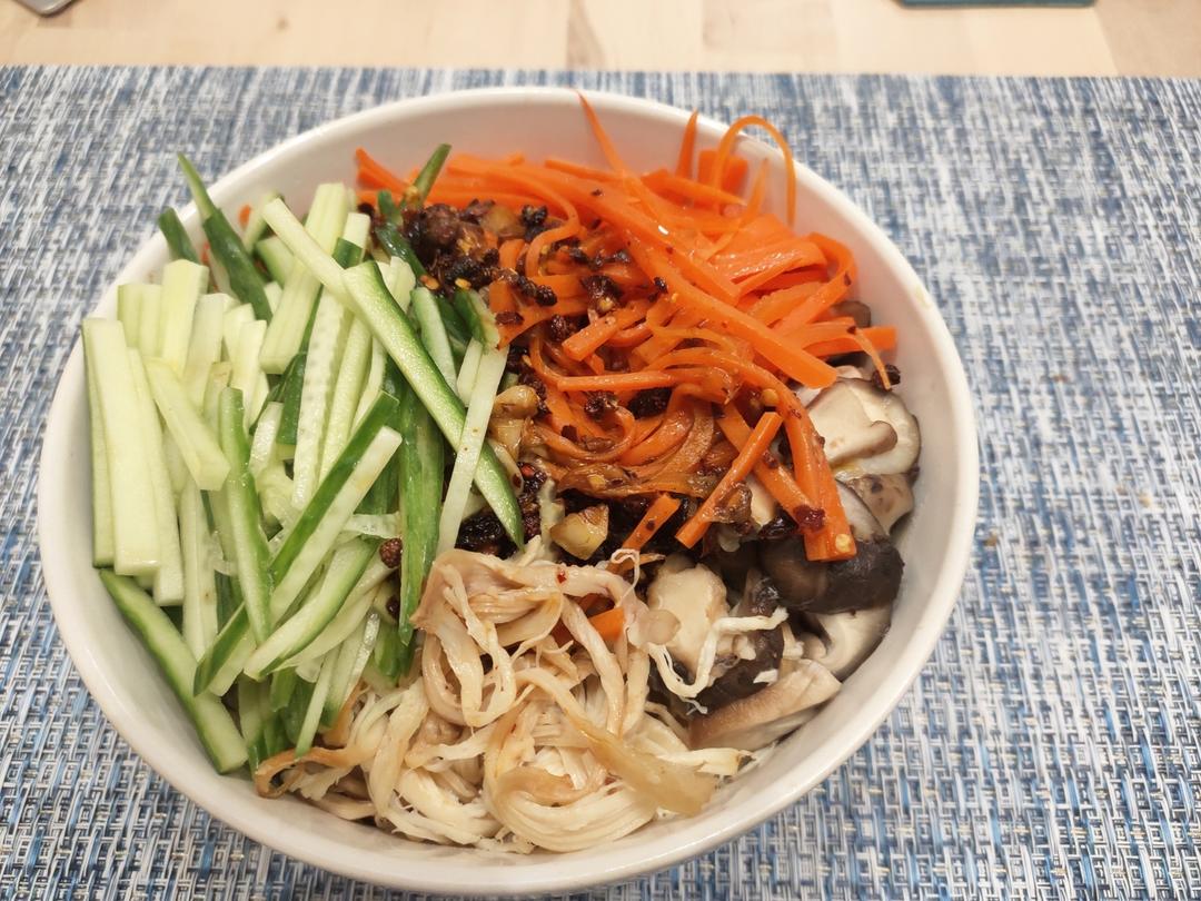 一人食 ｜ 椒麻麻麻鸡丝凉面（快手懒人版）