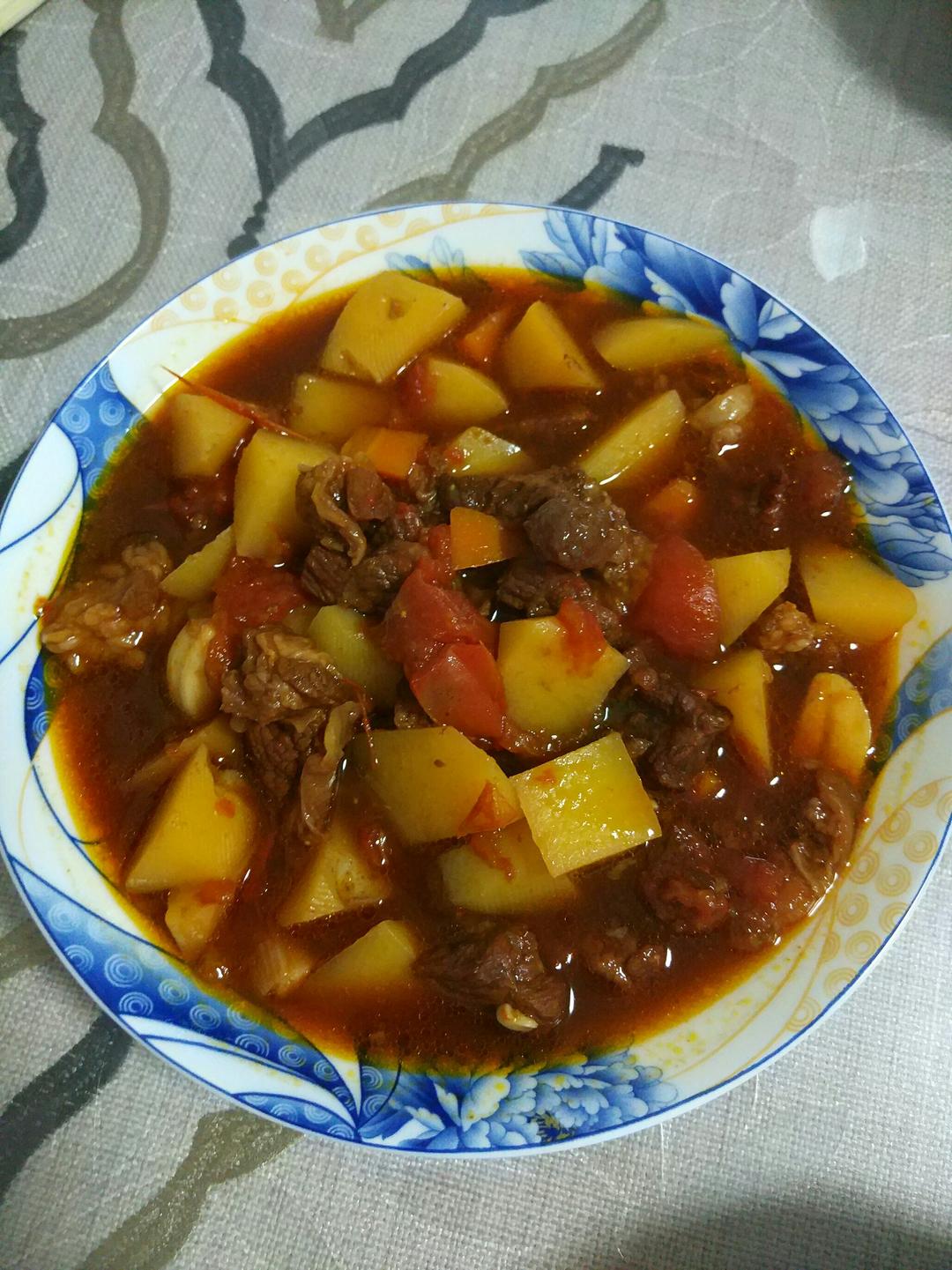 红烧牛肉土豆 （独家秘制）