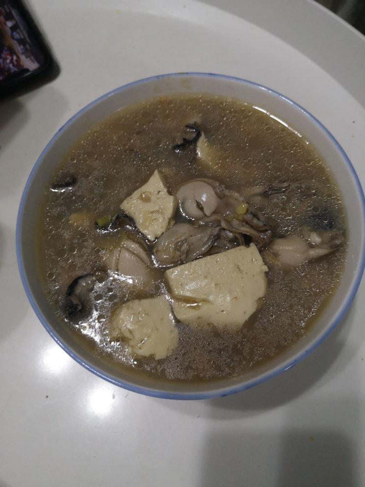 生蚝炖豆腐(超级鲜美，实拍呈现)