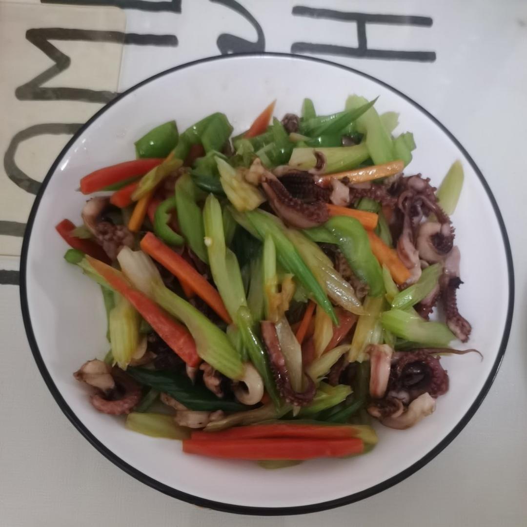 爆炒章鱼足