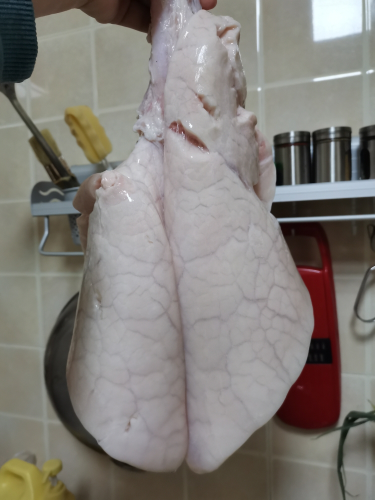 清洗猪肺的做法 步骤1