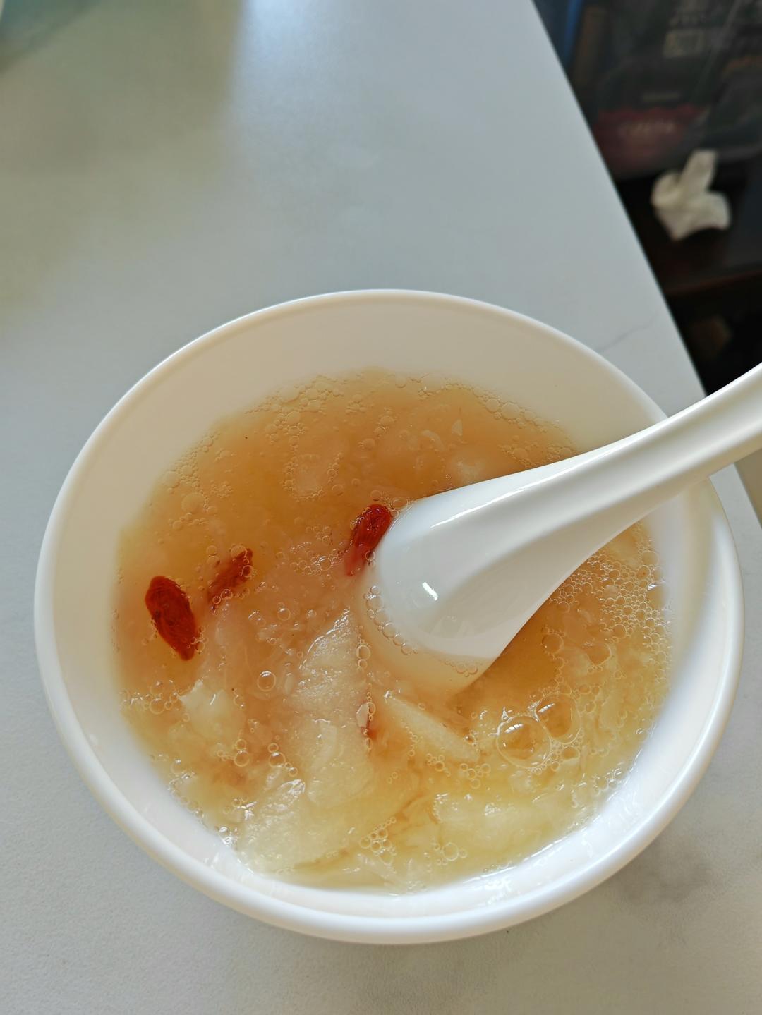 怎样煮出胶的银耳羹