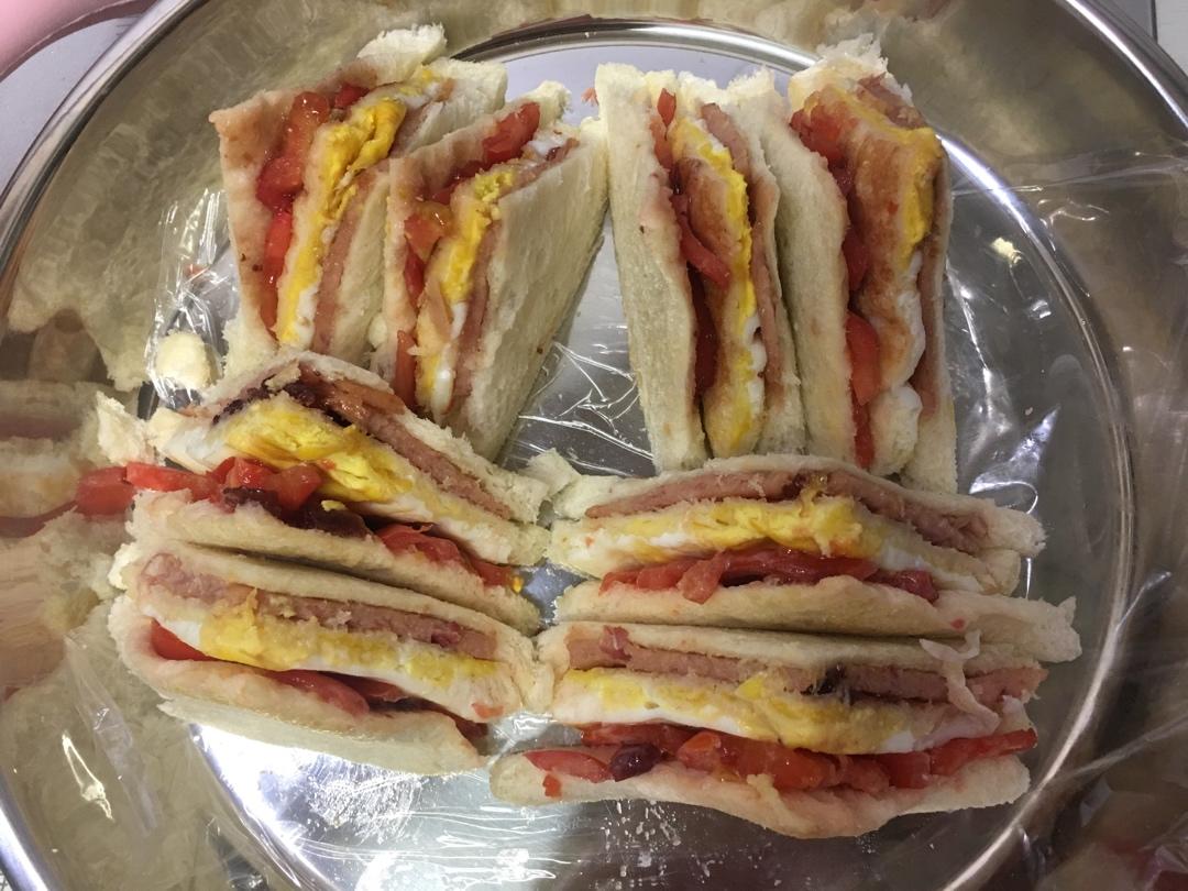 火腿芝士蛋三文治