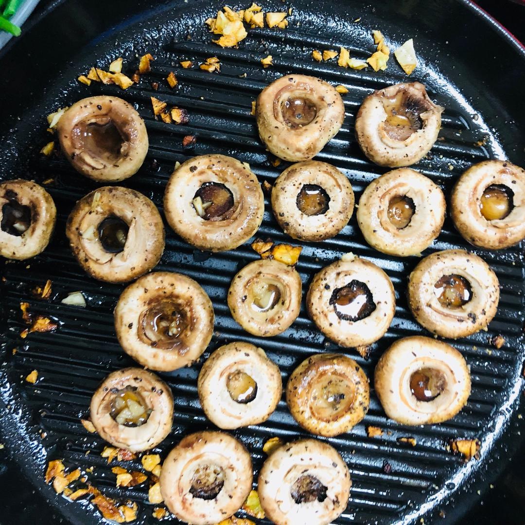 蒜香煎蘑菇