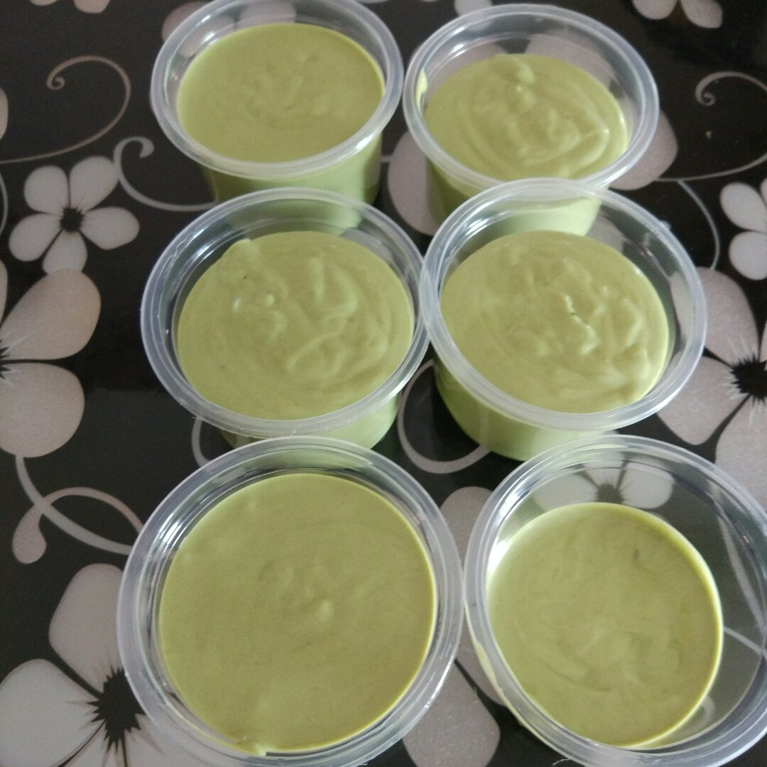 无需搅拌也无冰渣的抹茶冰淇淋