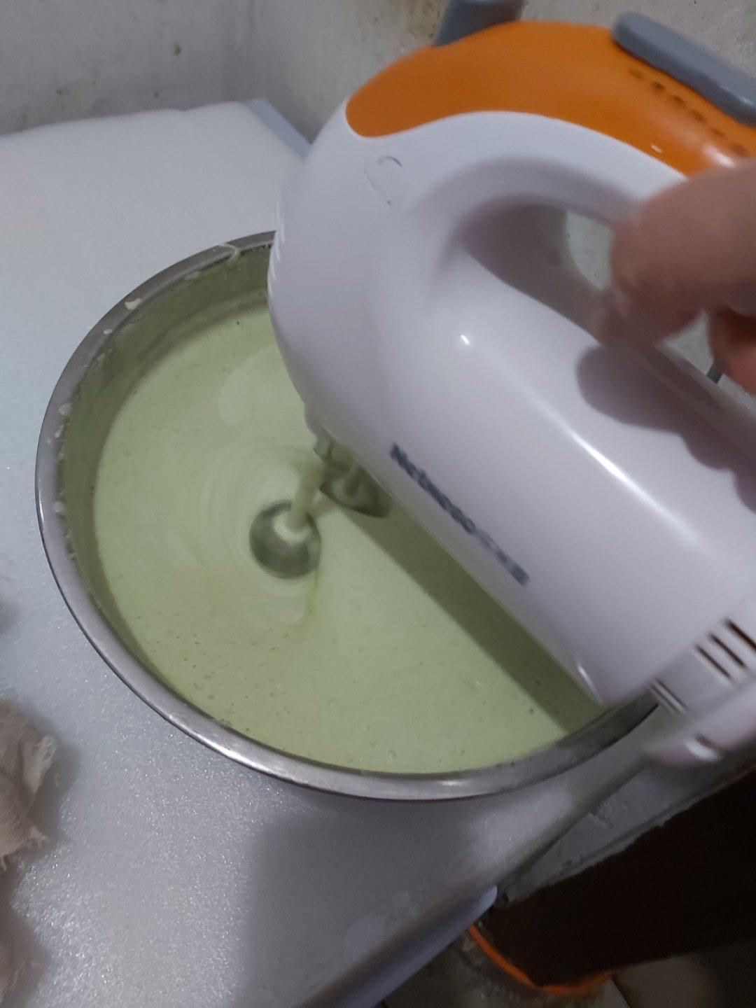 蒸糯米蛋糕：不分蛋无油无水无泡打粉可蒸可烤可电饭煲