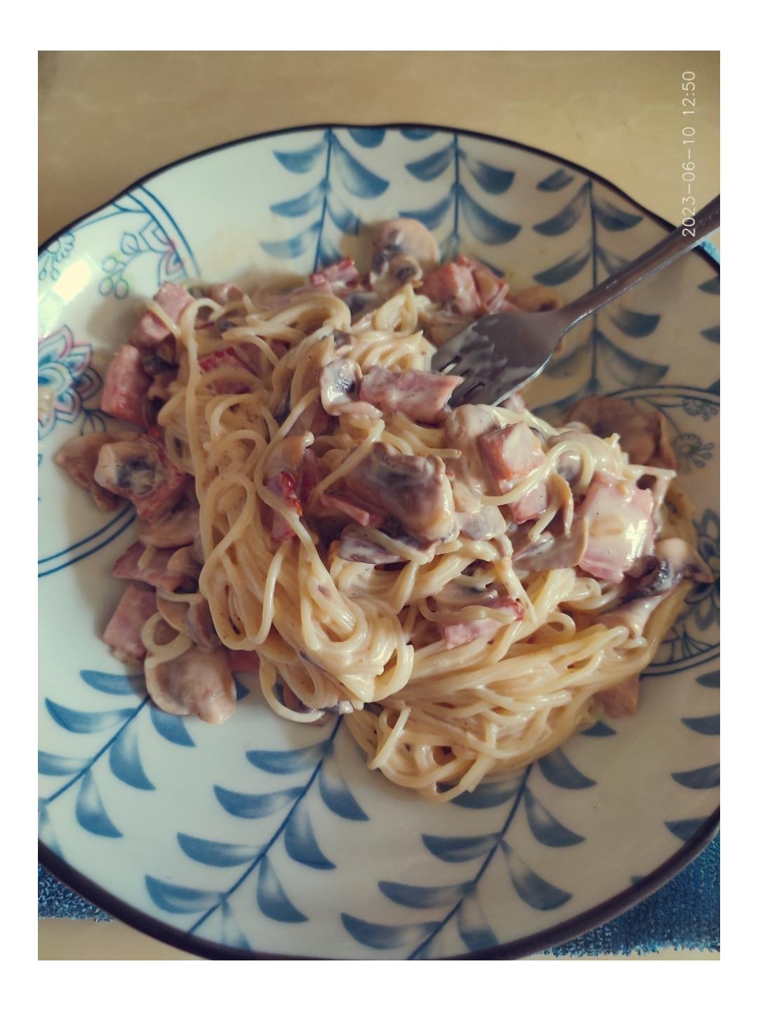 奶油蘑菇意面🍝(我的本命意面！😍)