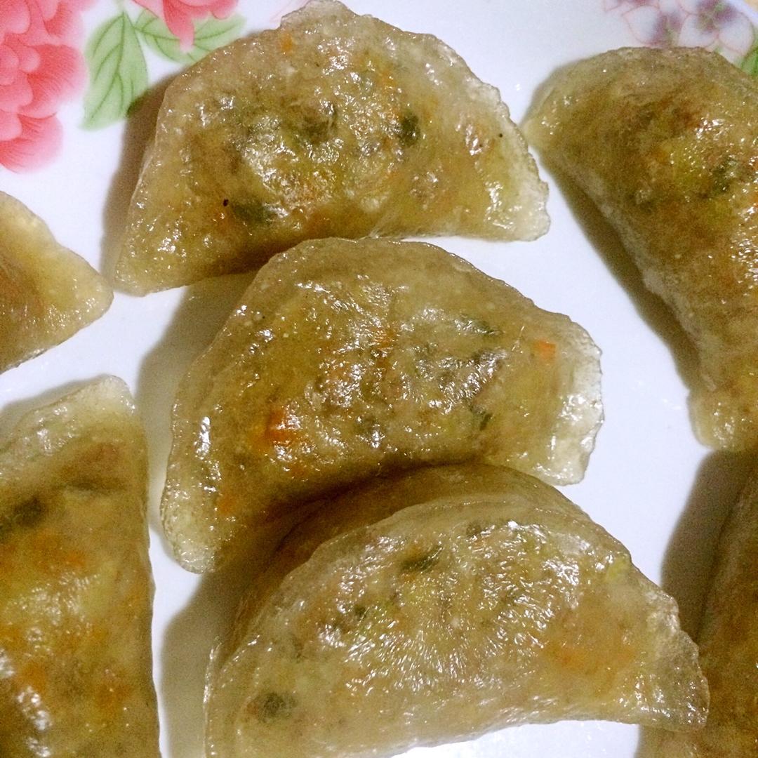 by糖小果做的金粉饺