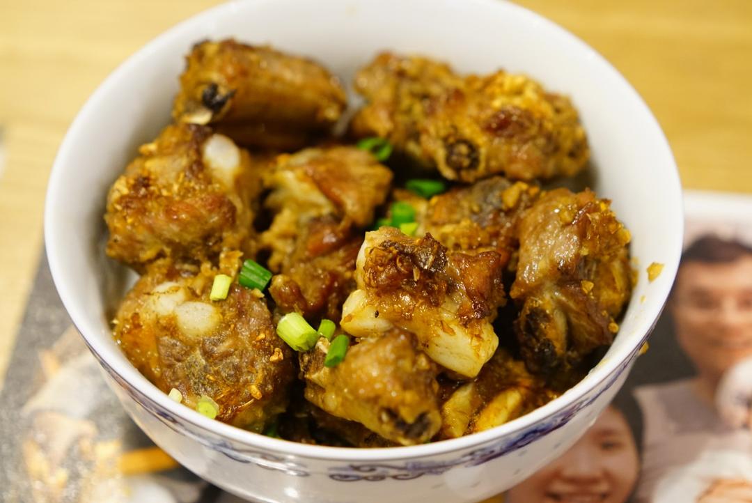 香到骨头里的蒜香排骨（烤箱）