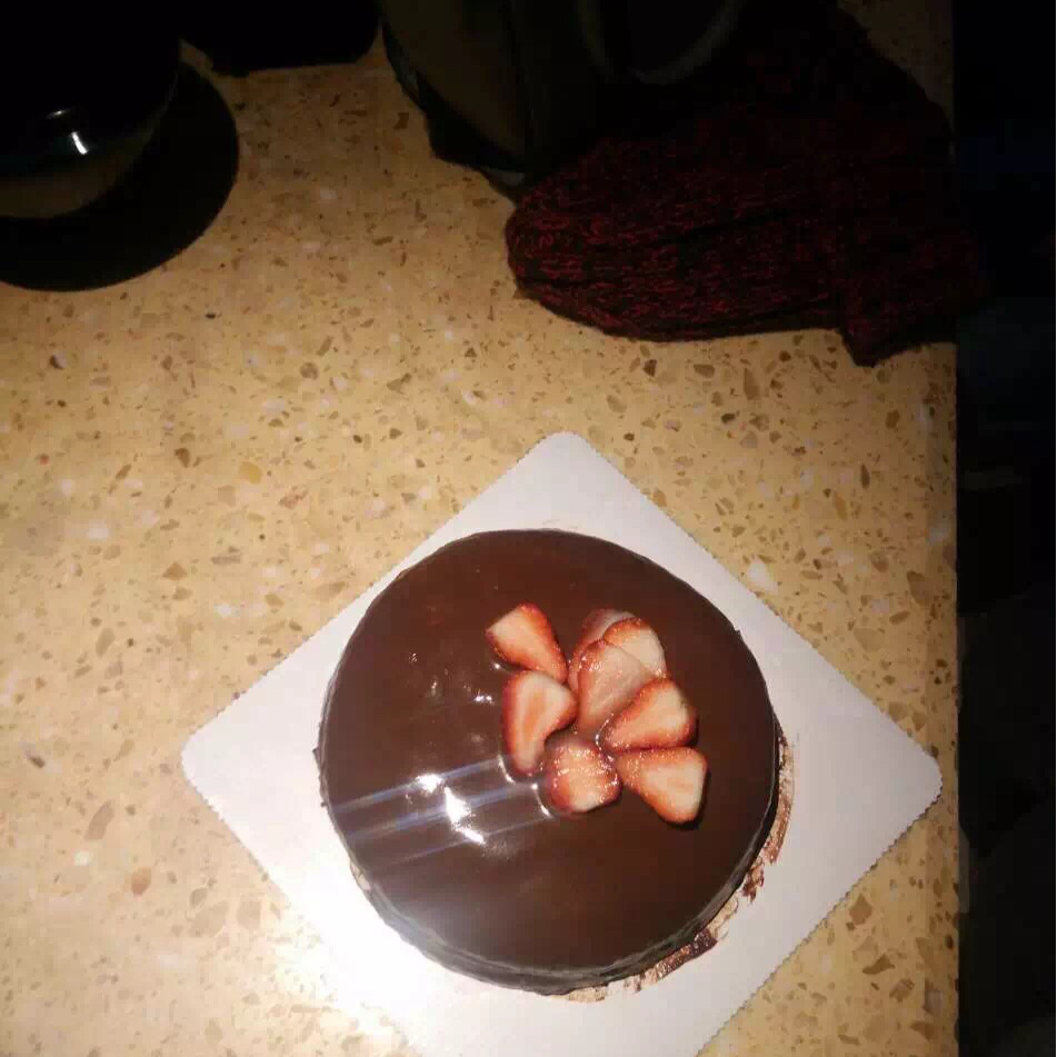 巧克力镜面淋酱<熊谷裕子>--让甜点穿上光泽亮丽的淋面外衣