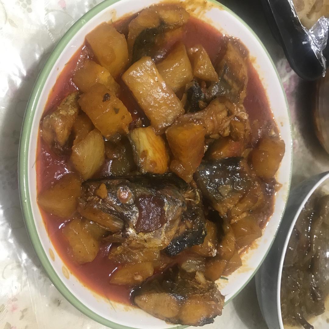 辣炖鲅鱼萝卜