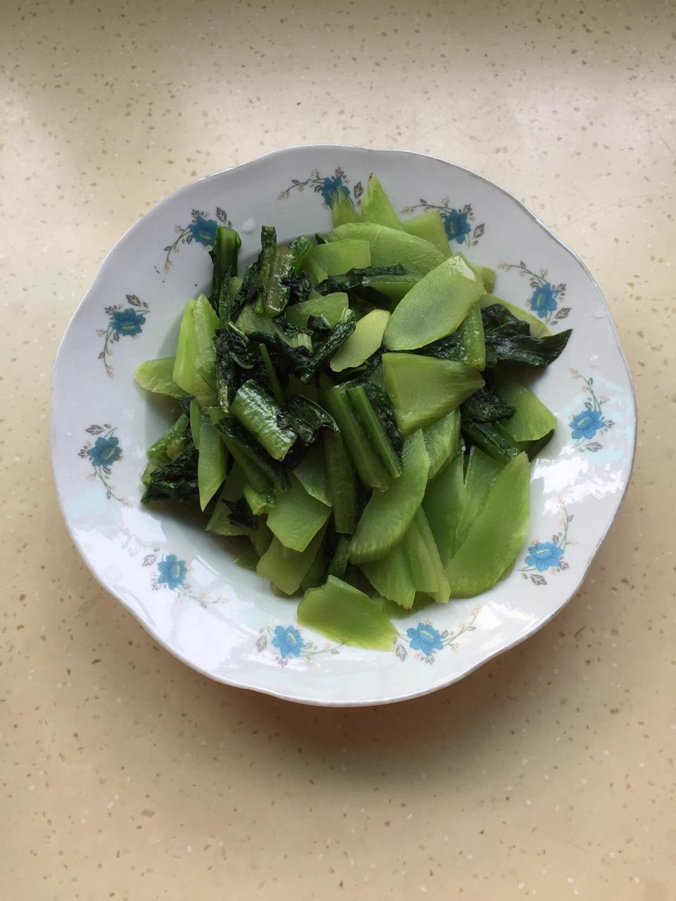 清炒莴苣三部曲