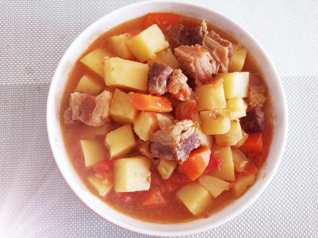 番茄土豆炖牛腩