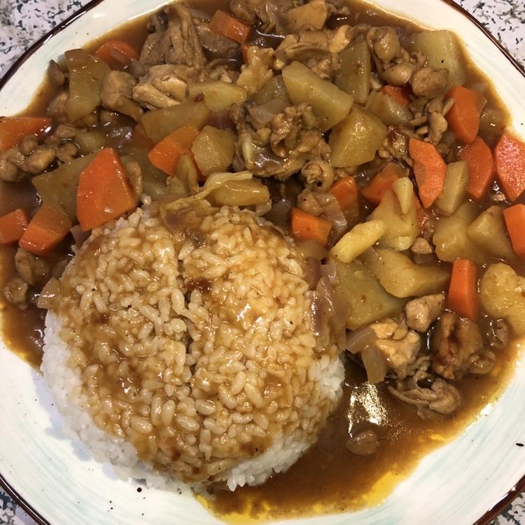 咖喱鸡肉饭