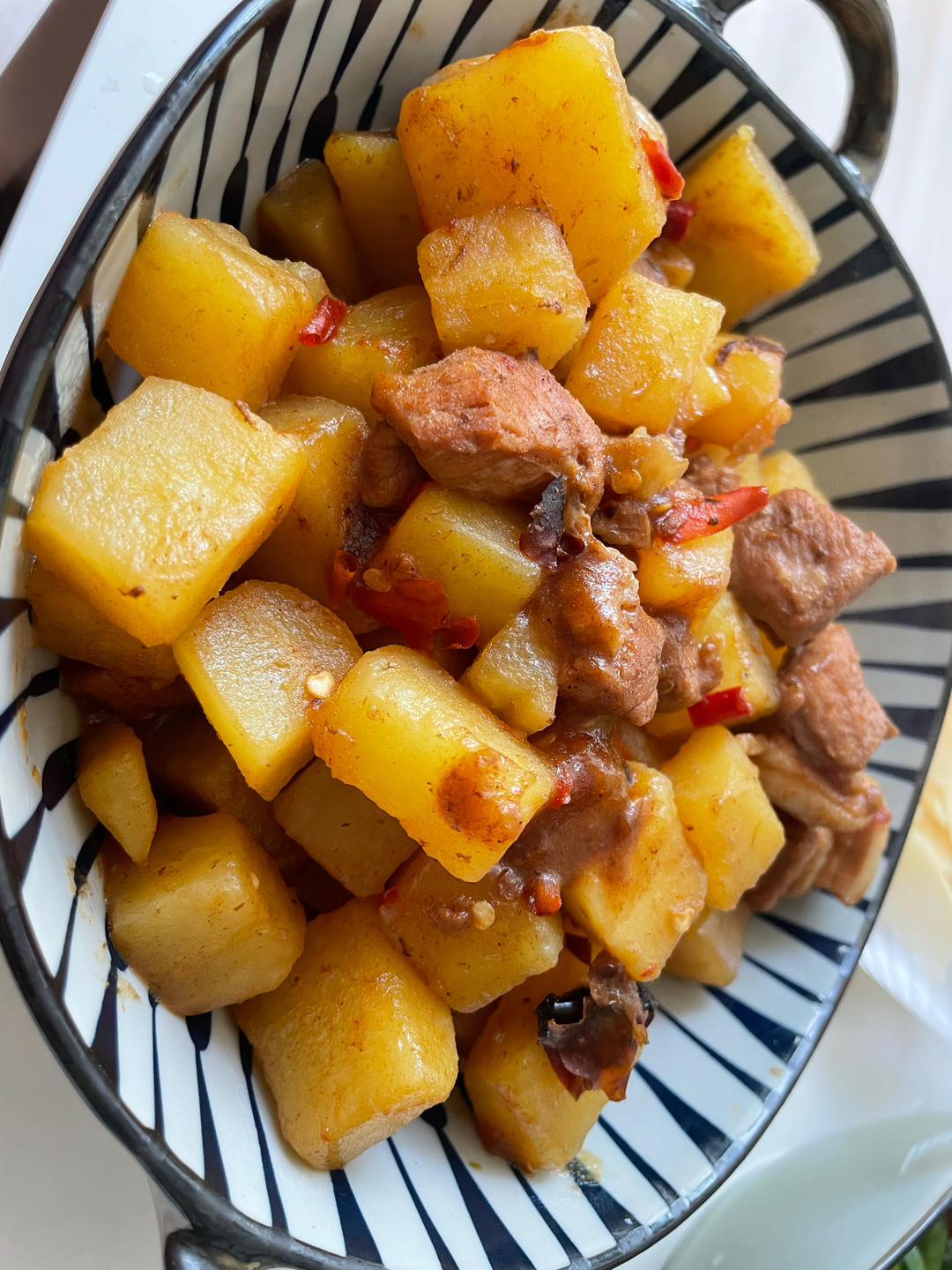 红烧肉炖土豆（丝毫不腻）