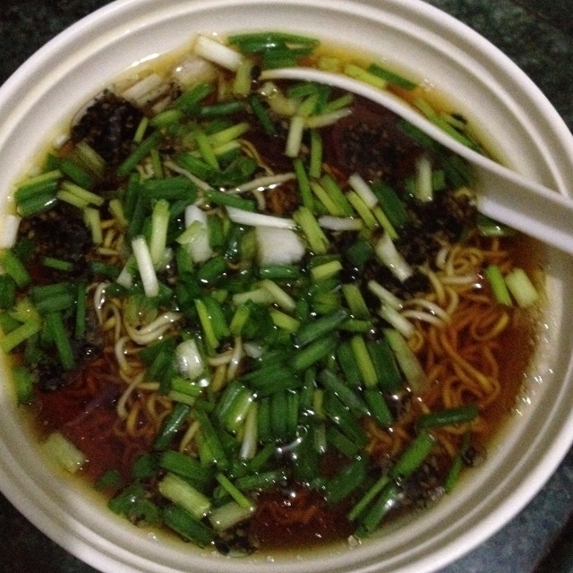 小葱麻油酱油面