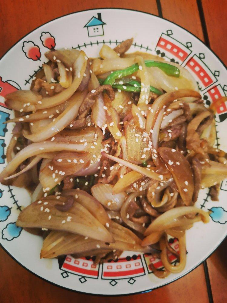 洋葱炒肉（宝宝爱吃）