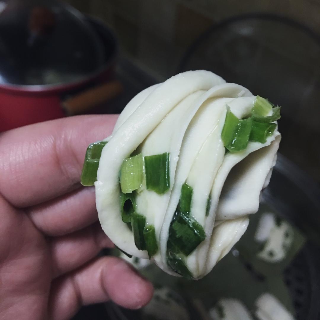 葱油花卷 Steamed Roll