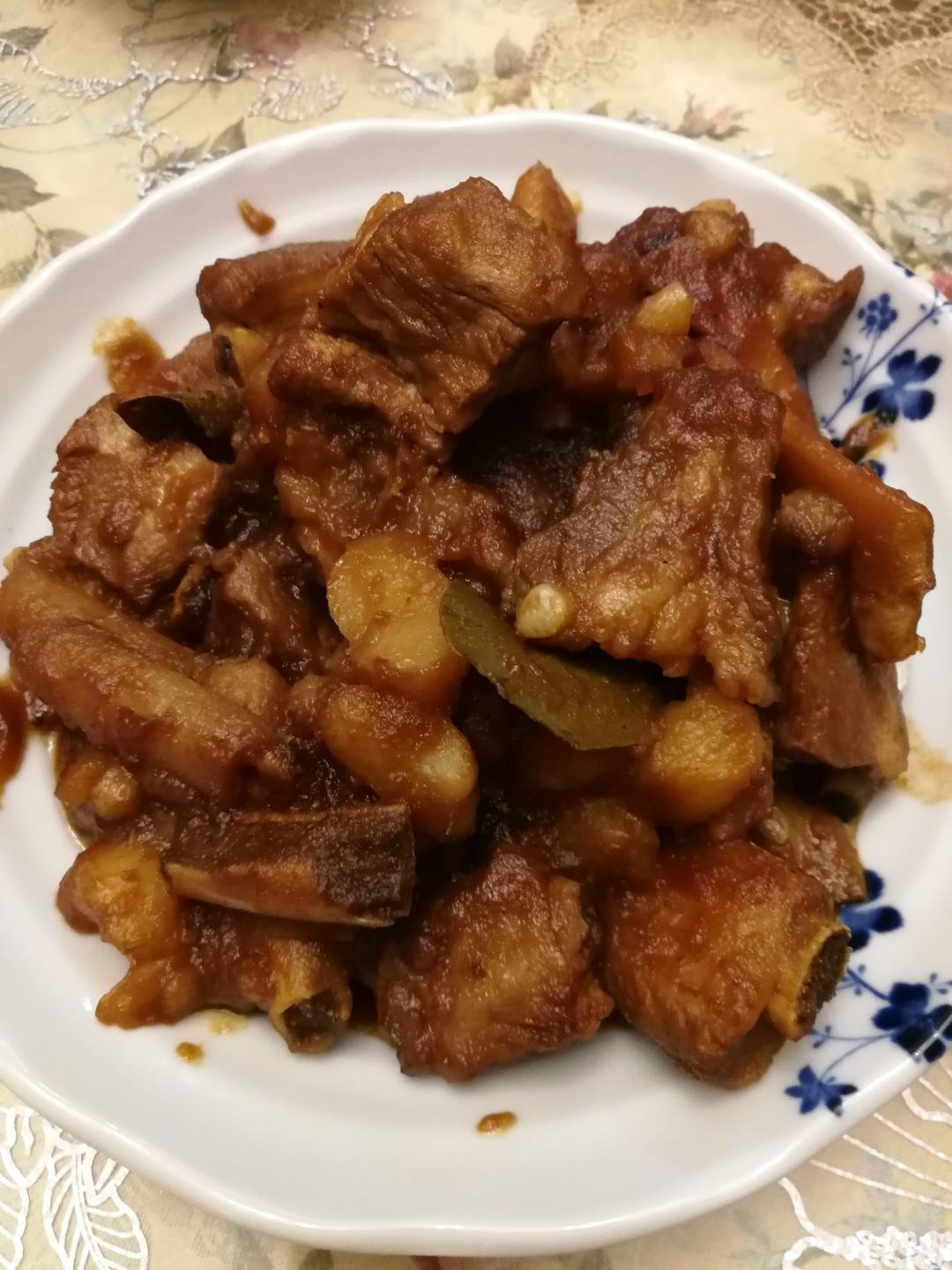 土豆炖排骨