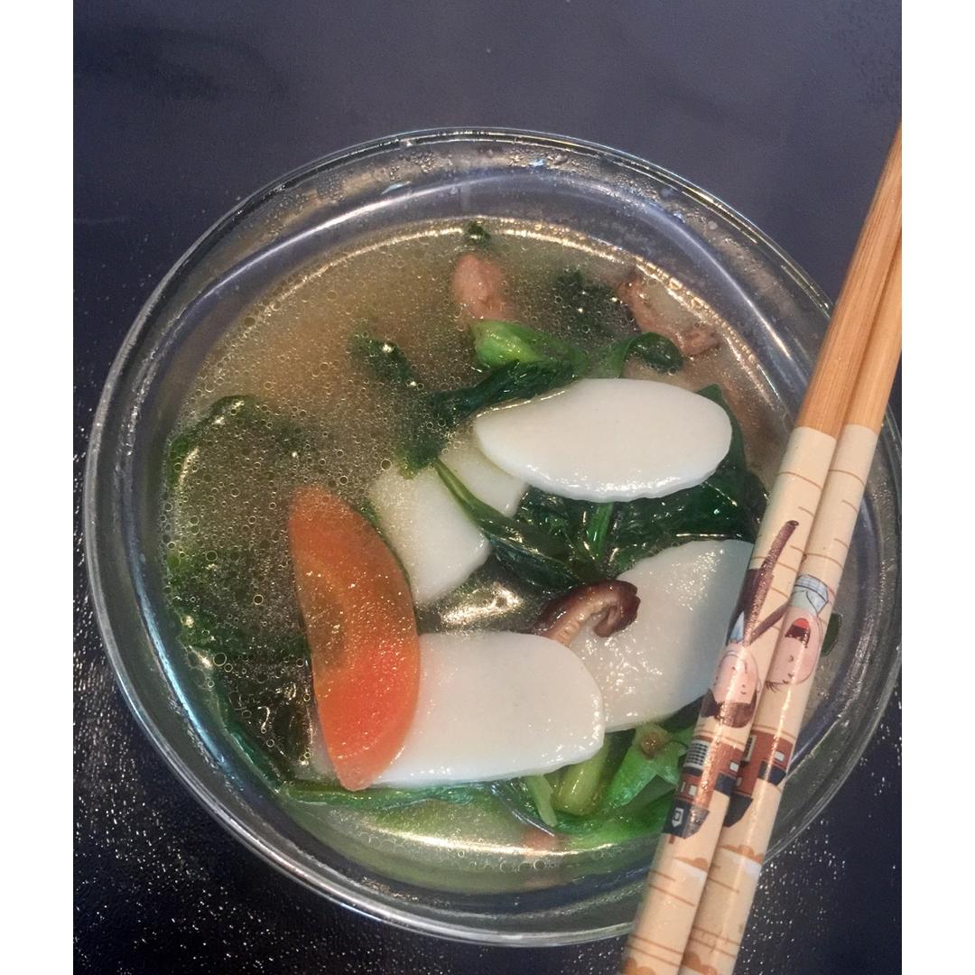 家的味道：青菜肉丝年糕汤