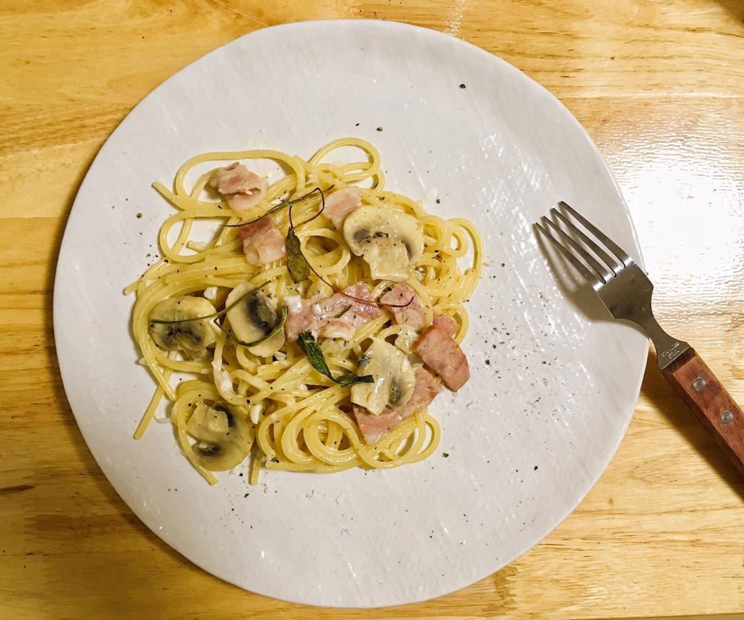 奶油培根意大利面 - Creamy Beacon Linguine