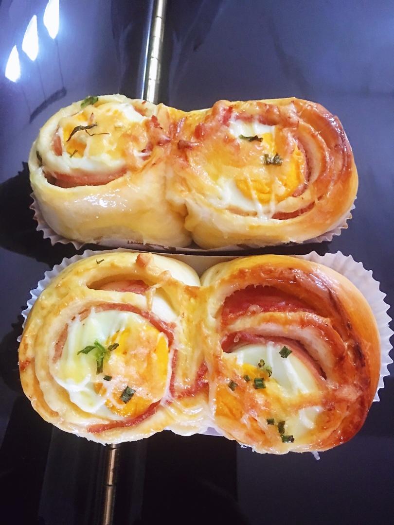 培根鸡蛋夹心面包