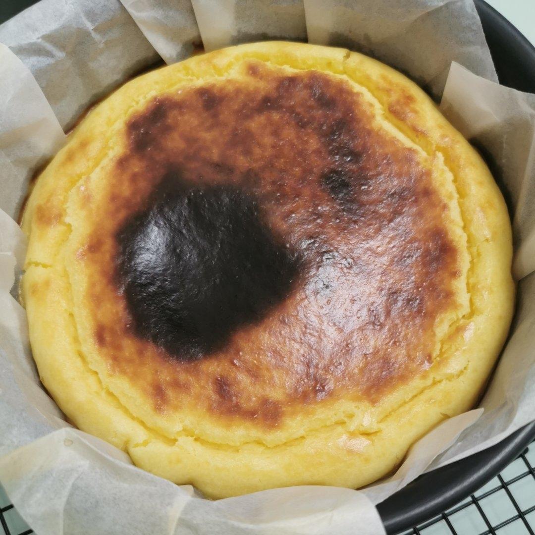 巴斯克蛋糕（马壮实）