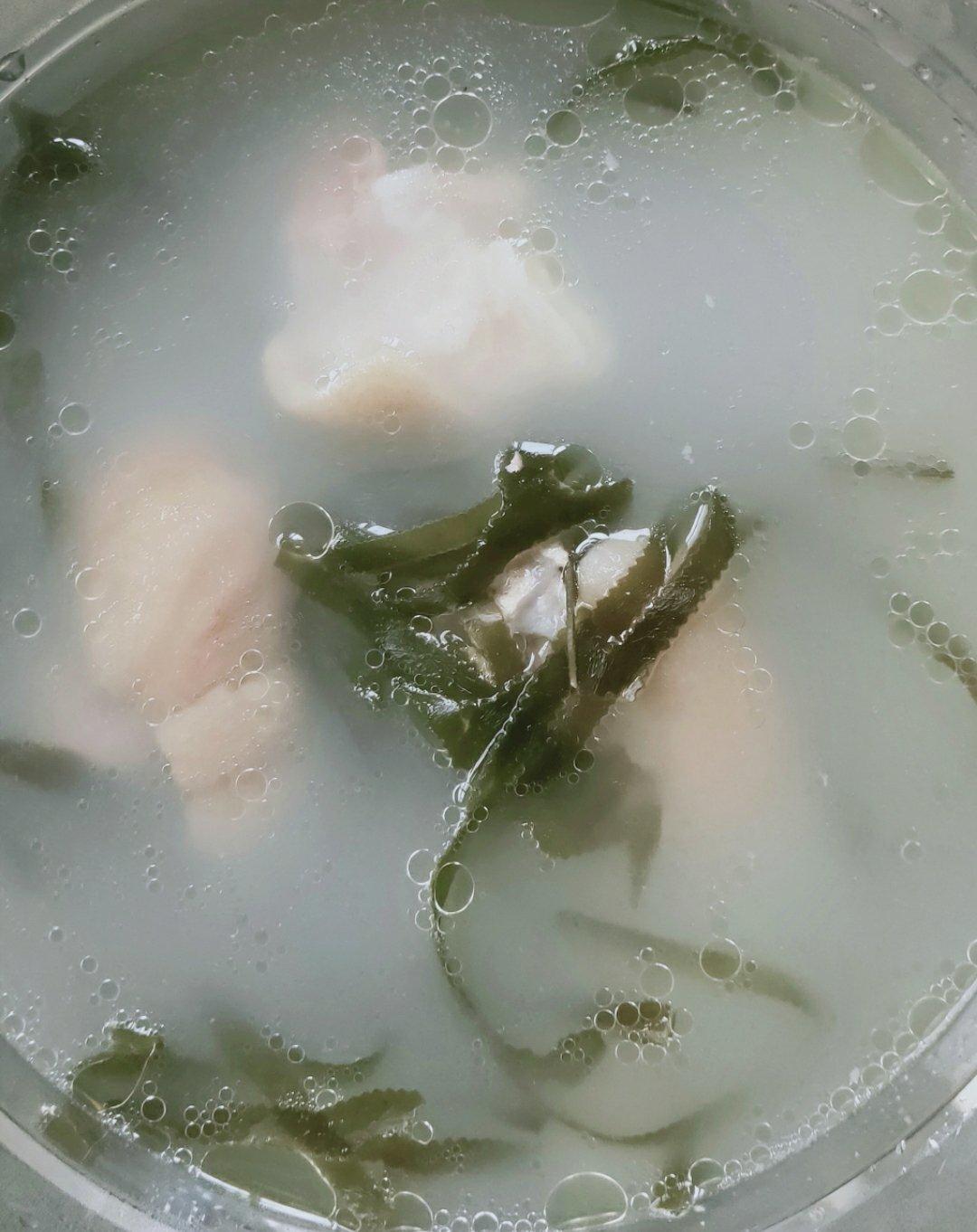 海带排骨汤
