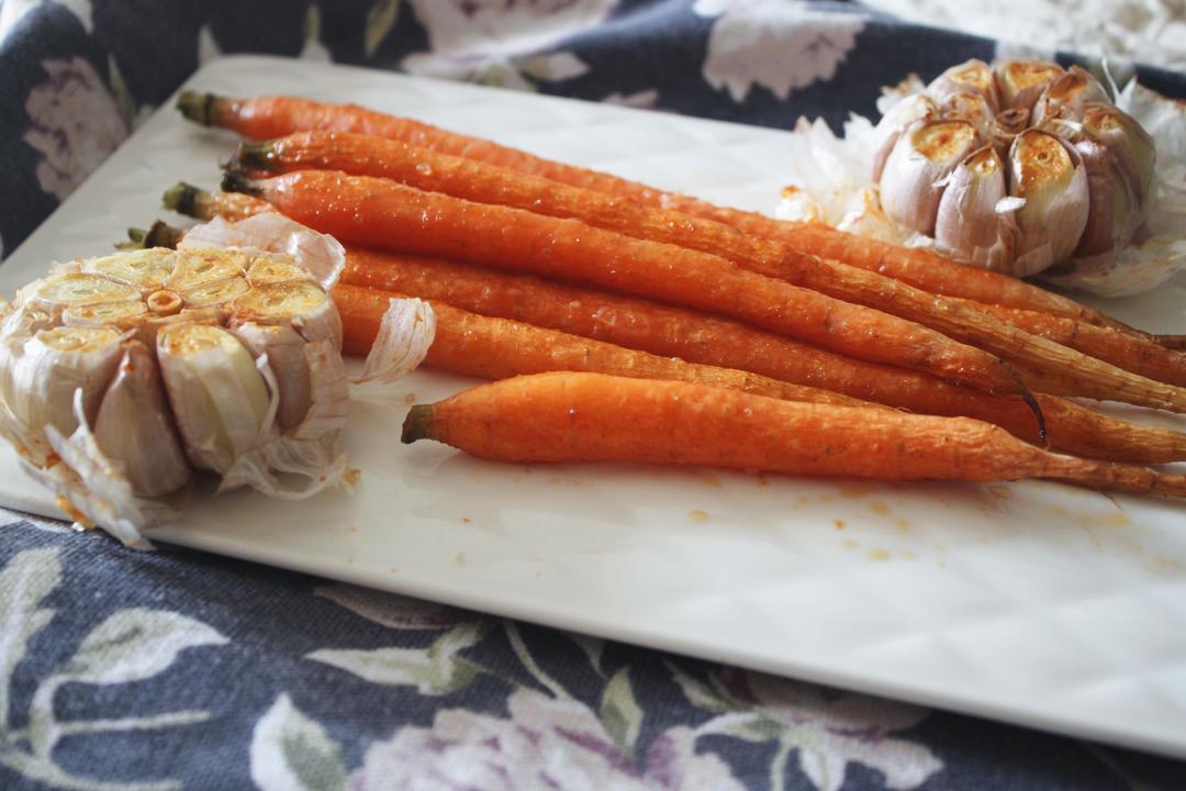 蒜香辣酱烤小胡萝卜的做法