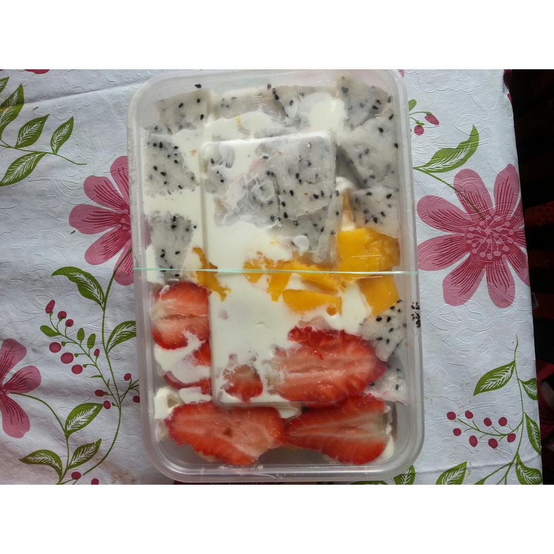 简单快手的便当饭盒水果盒子蛋糕