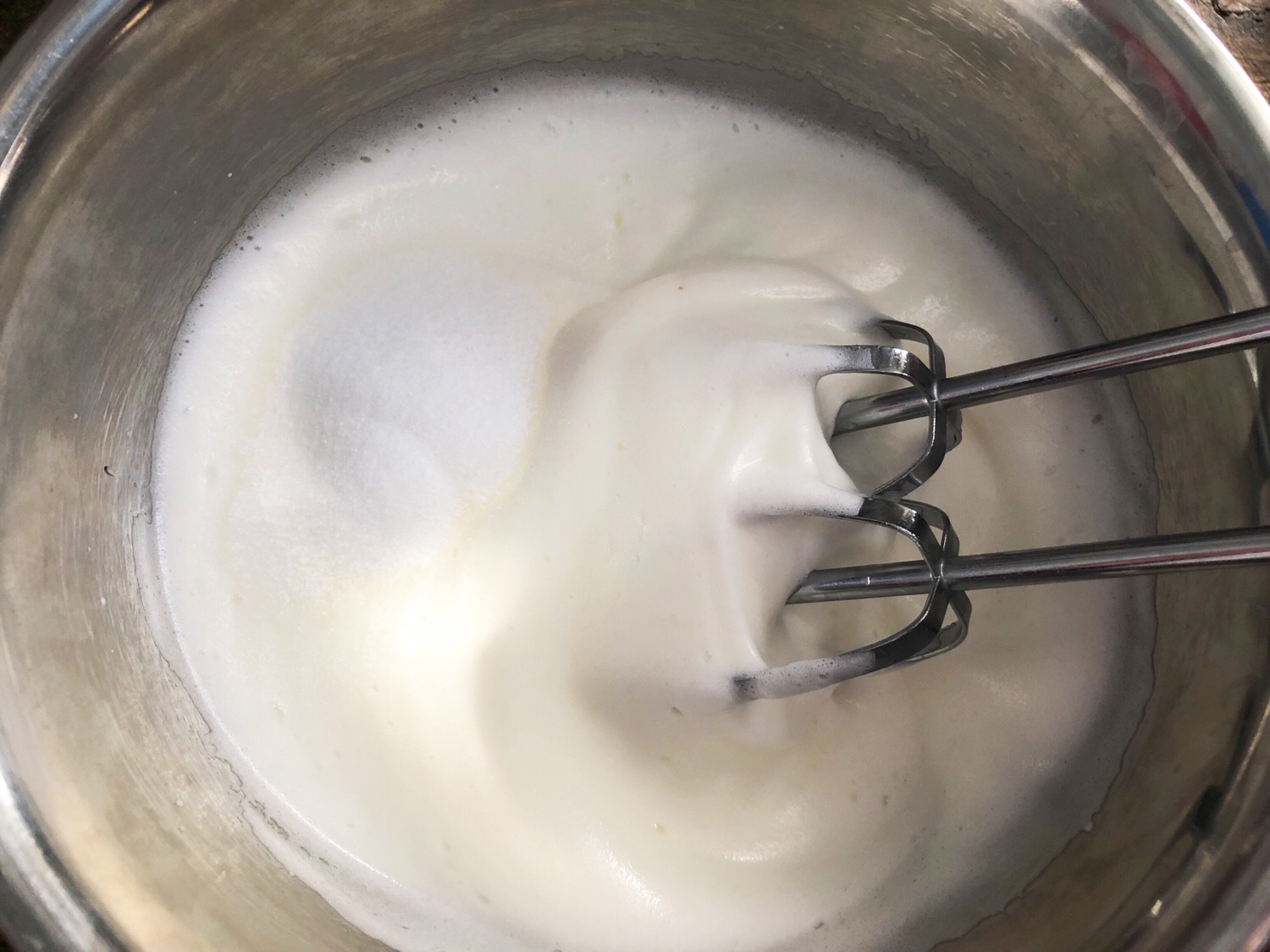 卷不裂的肉松蛋糕卷❗️咸香松软❗️一次成功❗️的做法 步骤8