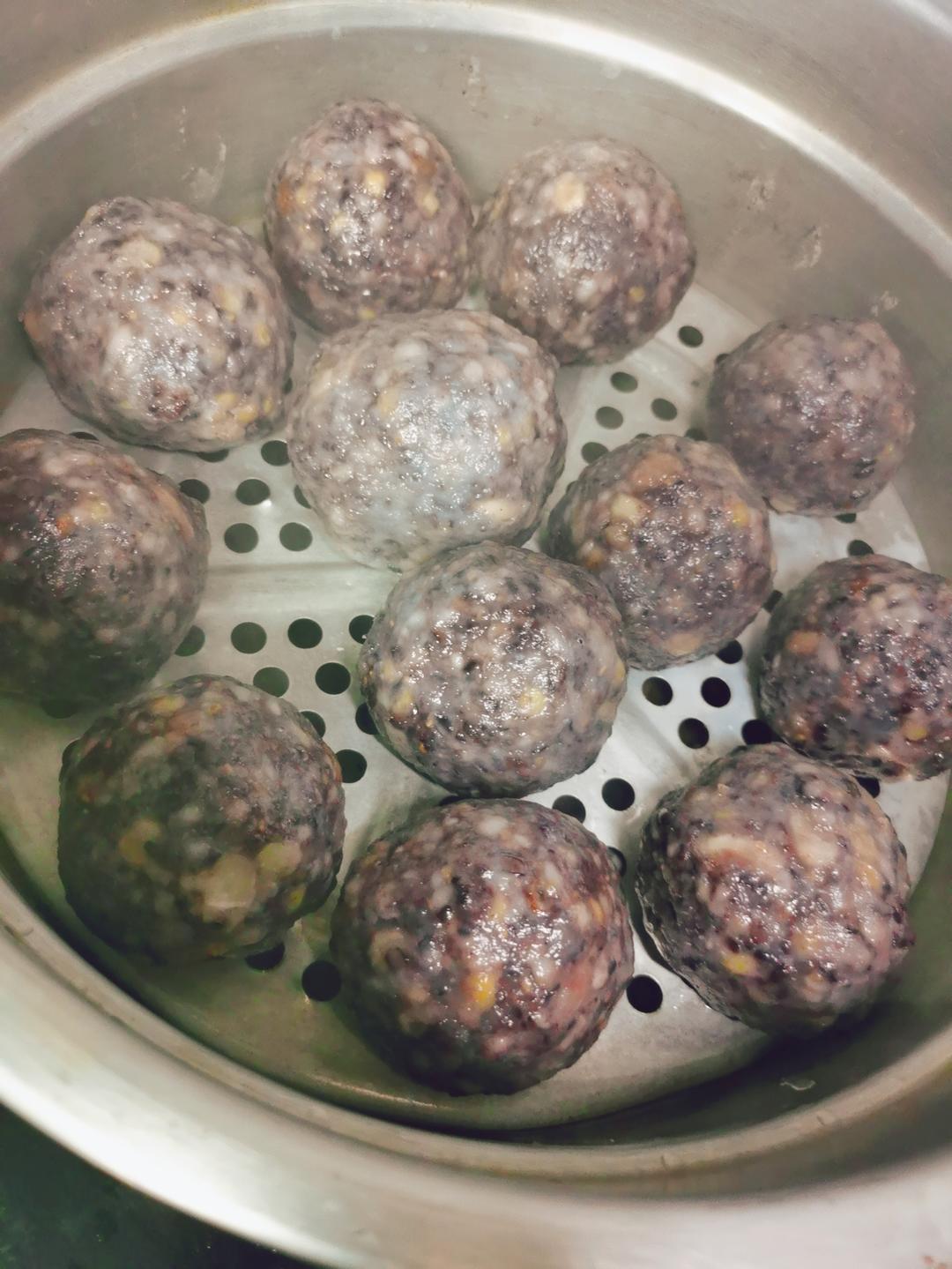 低脂饱腹的无糖杂粮粘豆包