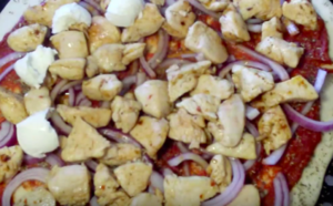 快速BBQ鸡肉披萨（意大利风味）的做法 步骤14
