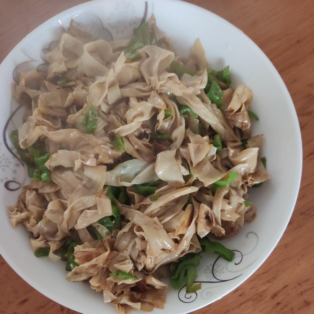 青椒炒豆皮