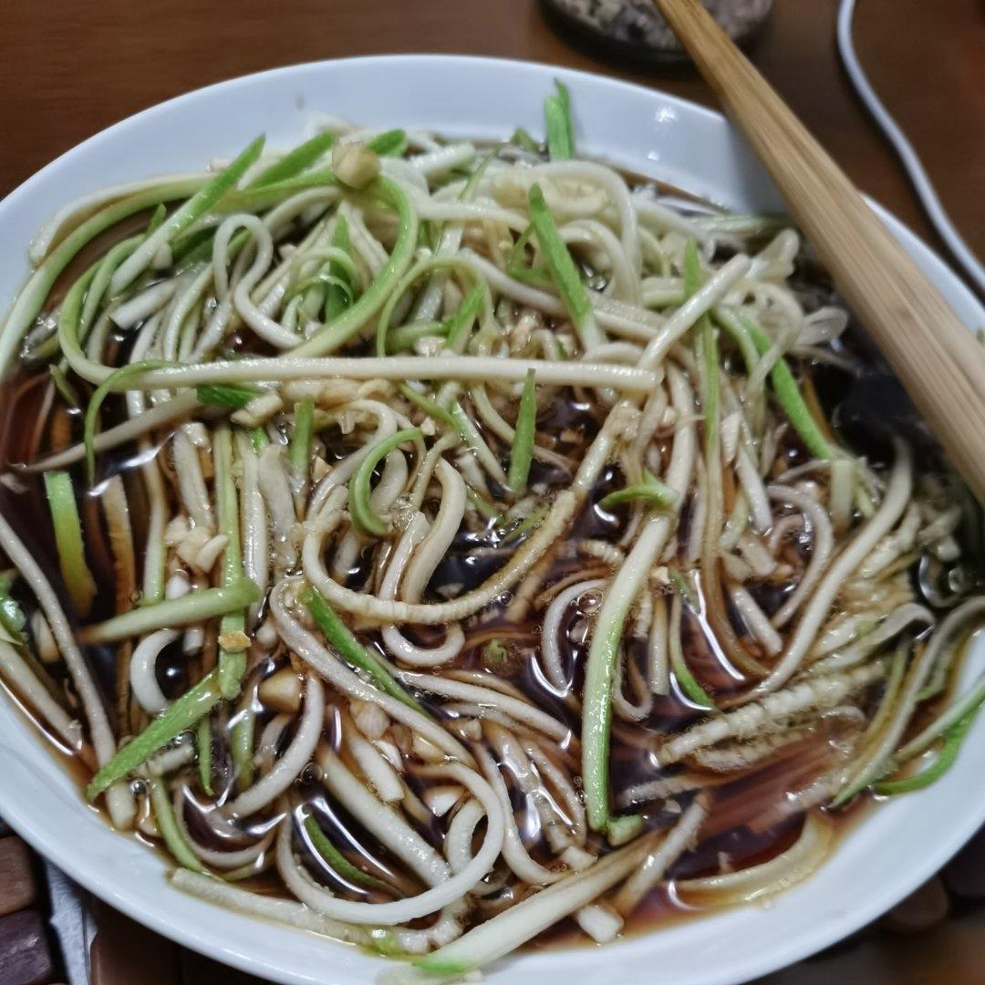 捞汁西葫芦-好吃到舔盘