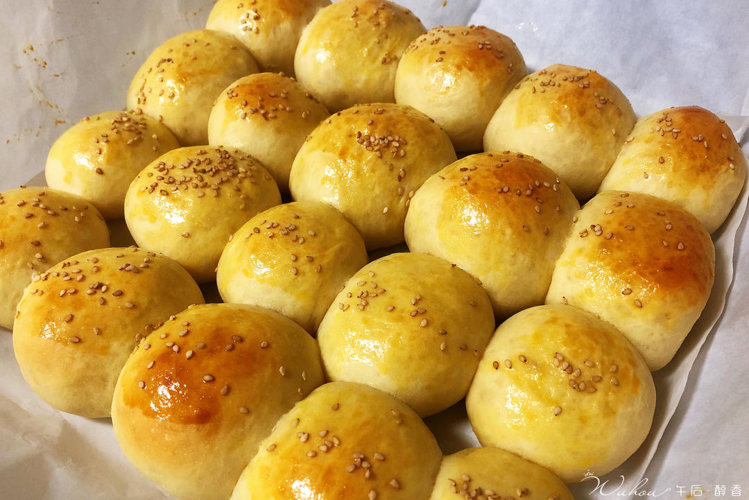 超软牛奶餐包，此配方超软不甜易出膜，放一礼拜不变硬