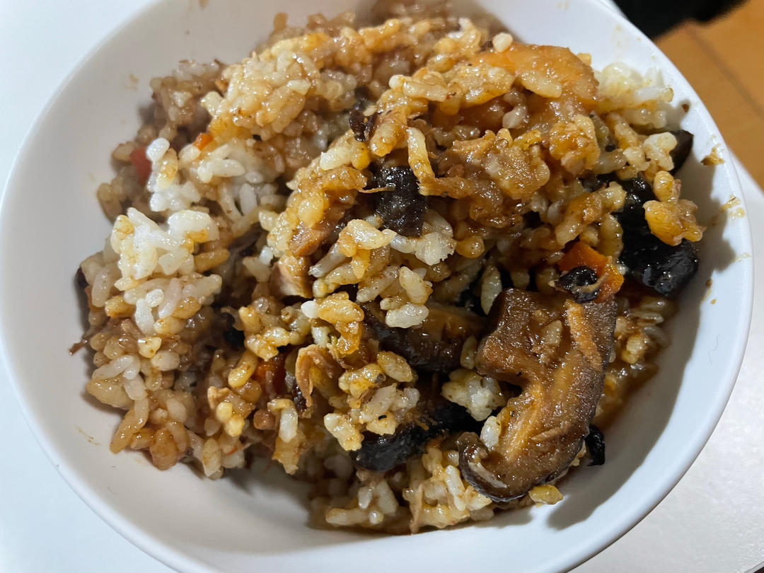 电饭锅排骨土豆焖饭