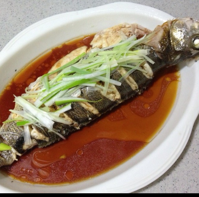 清蒸鲈鱼