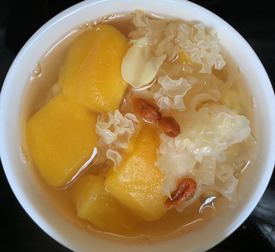 木瓜炖银耳