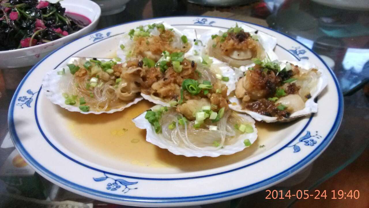 蒜蓉粉丝蒸扇贝