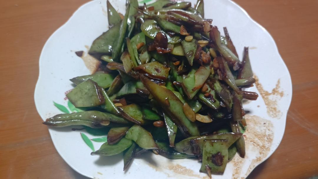 不吃不知道，一吃吓一跳的蒜香素炒豆角
