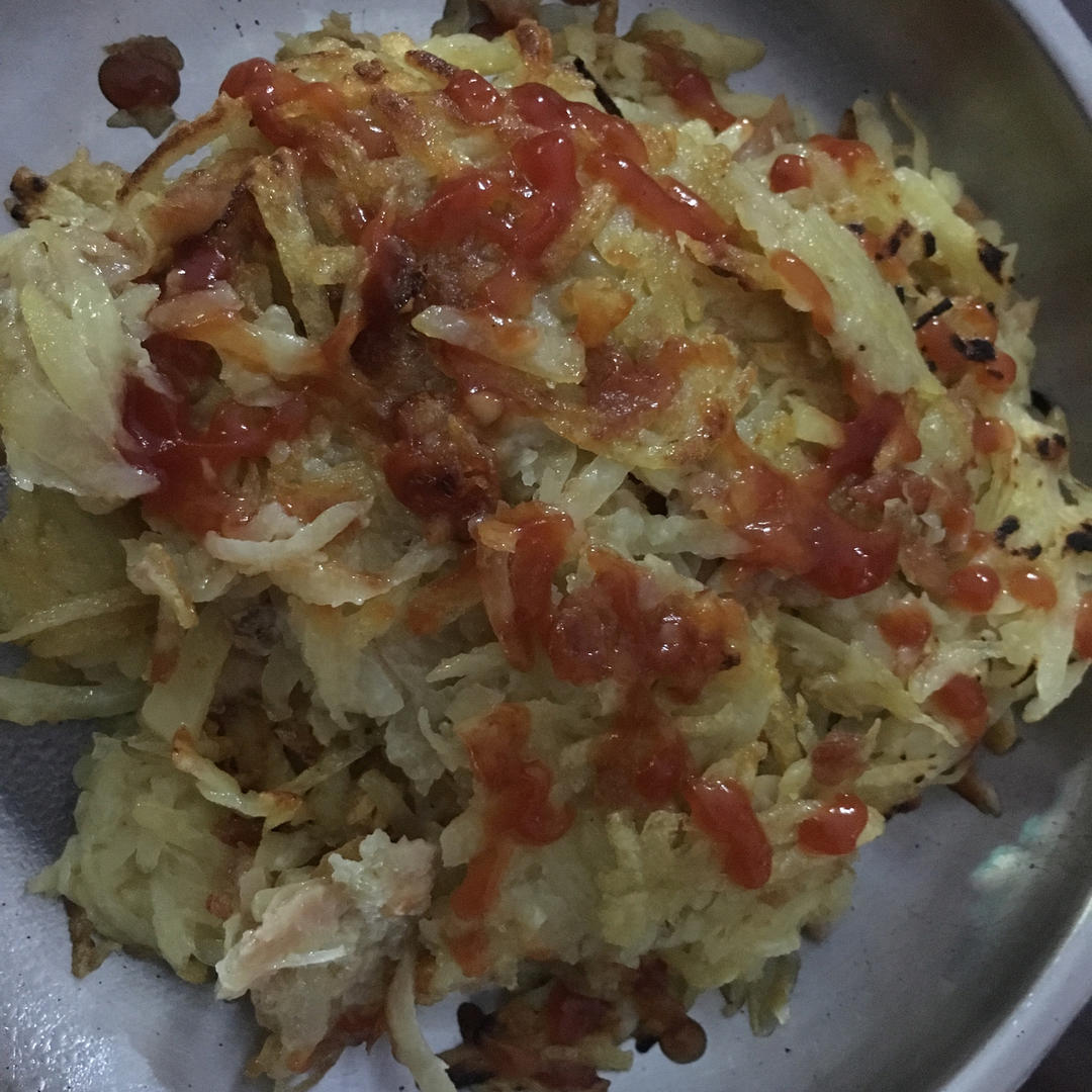 做土豆饼时别放面粉了，教你一招，色泽金黄，香酥又脆