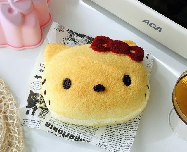 呆萌KITTY夹心蛋糕的做法