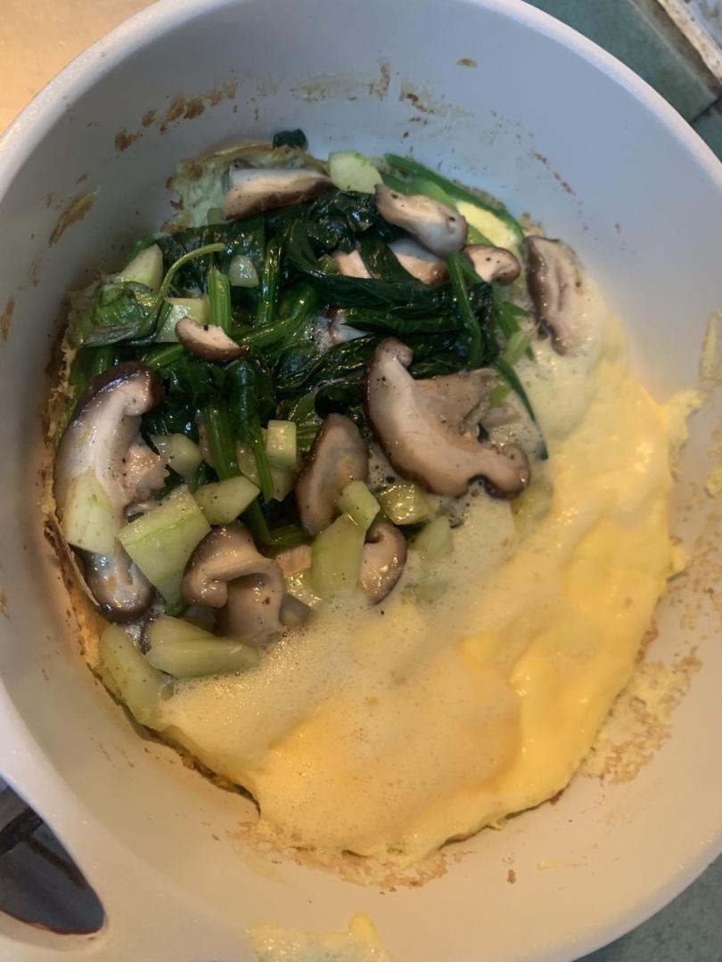 菠菜香菇欧姆蛋