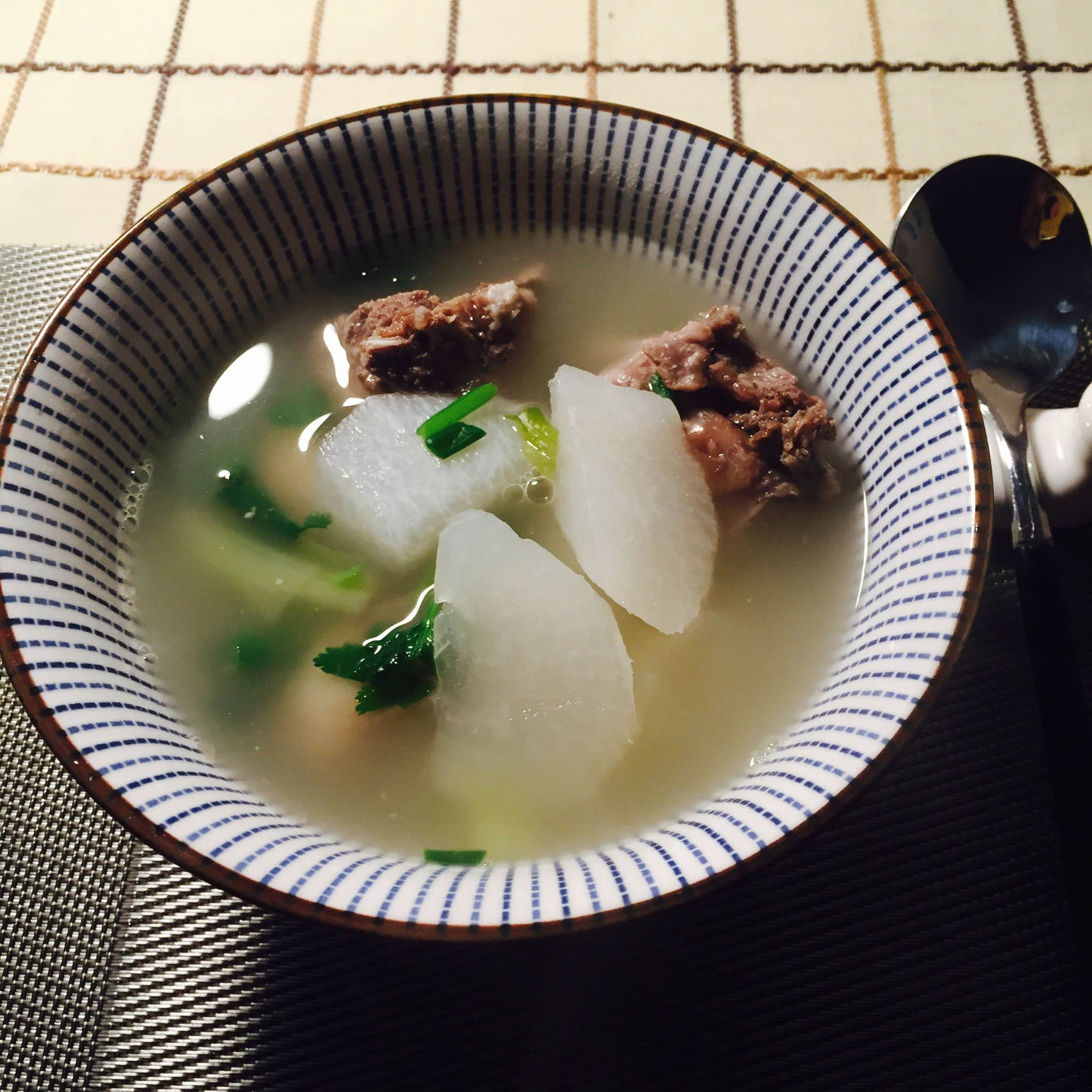 萝卜排骨汤