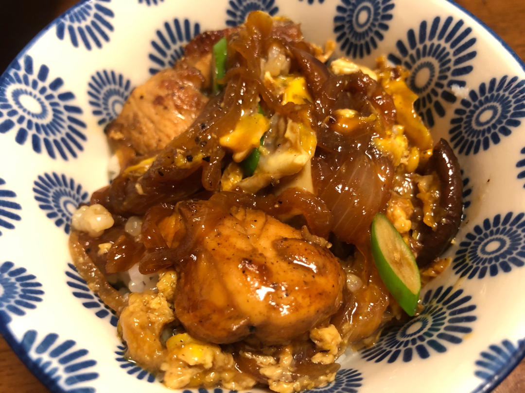 日本盖浇饭始祖亲子丼