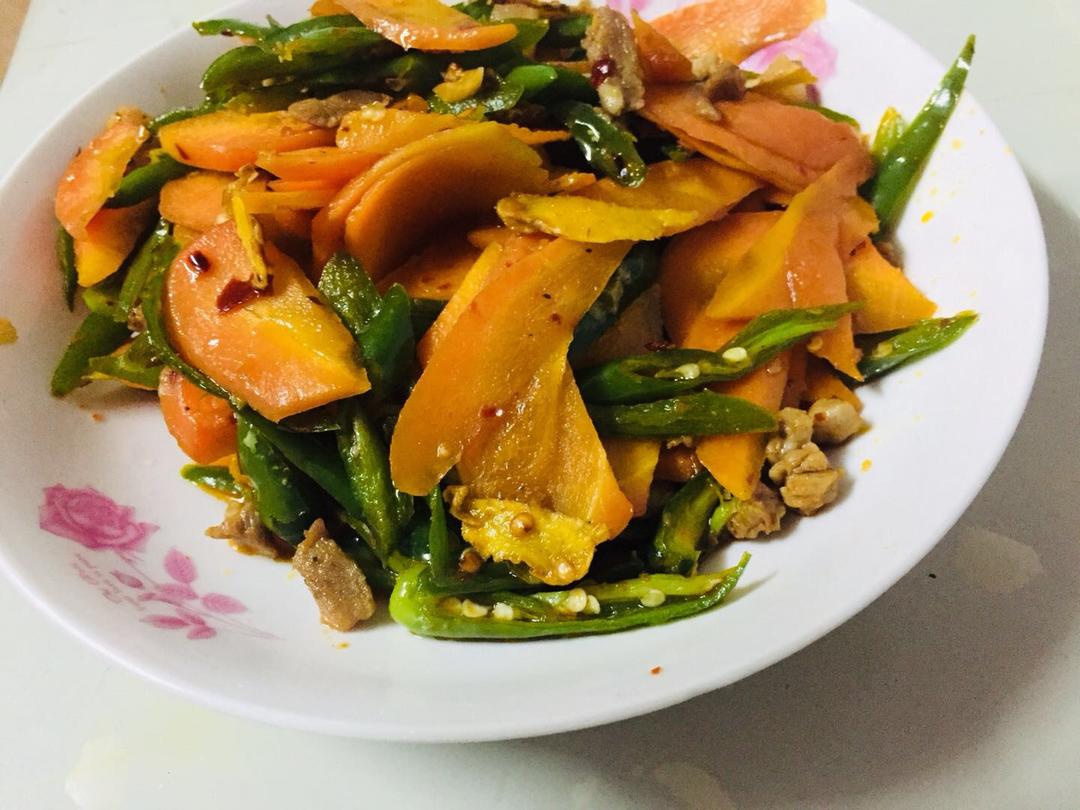 胡萝卜炒肉